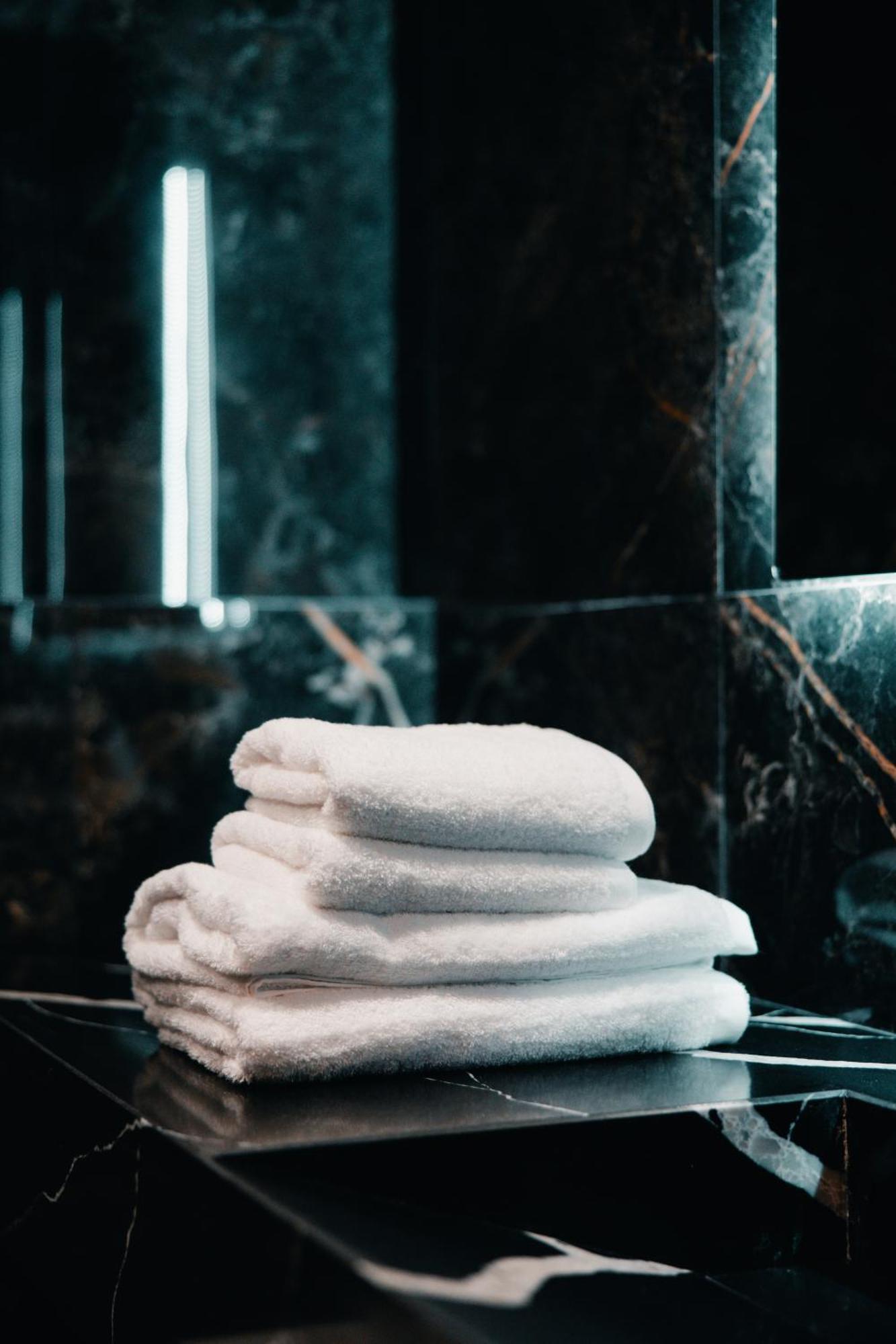 Royal G Deluxe Hotel Shkallnur Ngoại thất bức ảnh