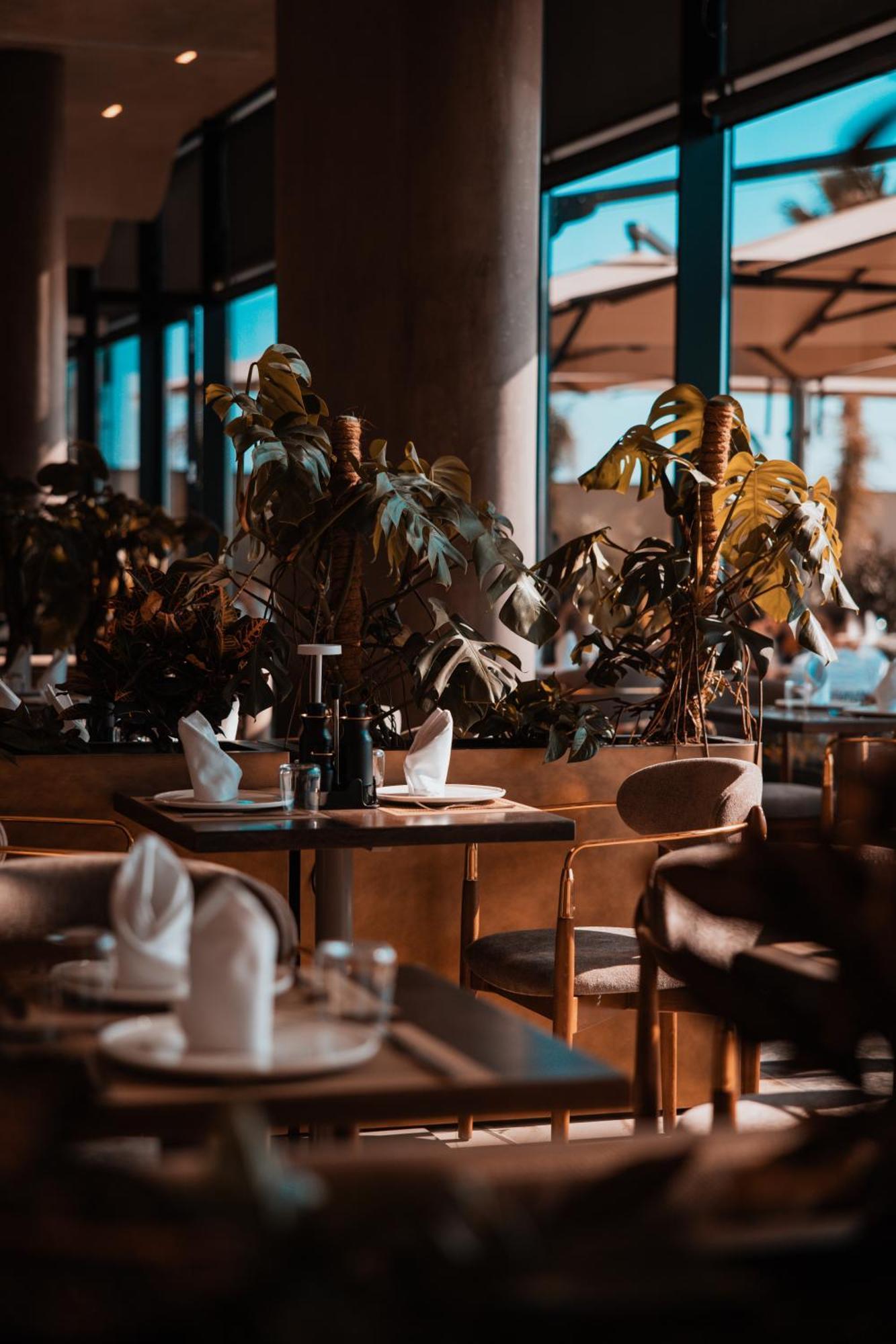Royal G Deluxe Hotel Shkallnur Ngoại thất bức ảnh