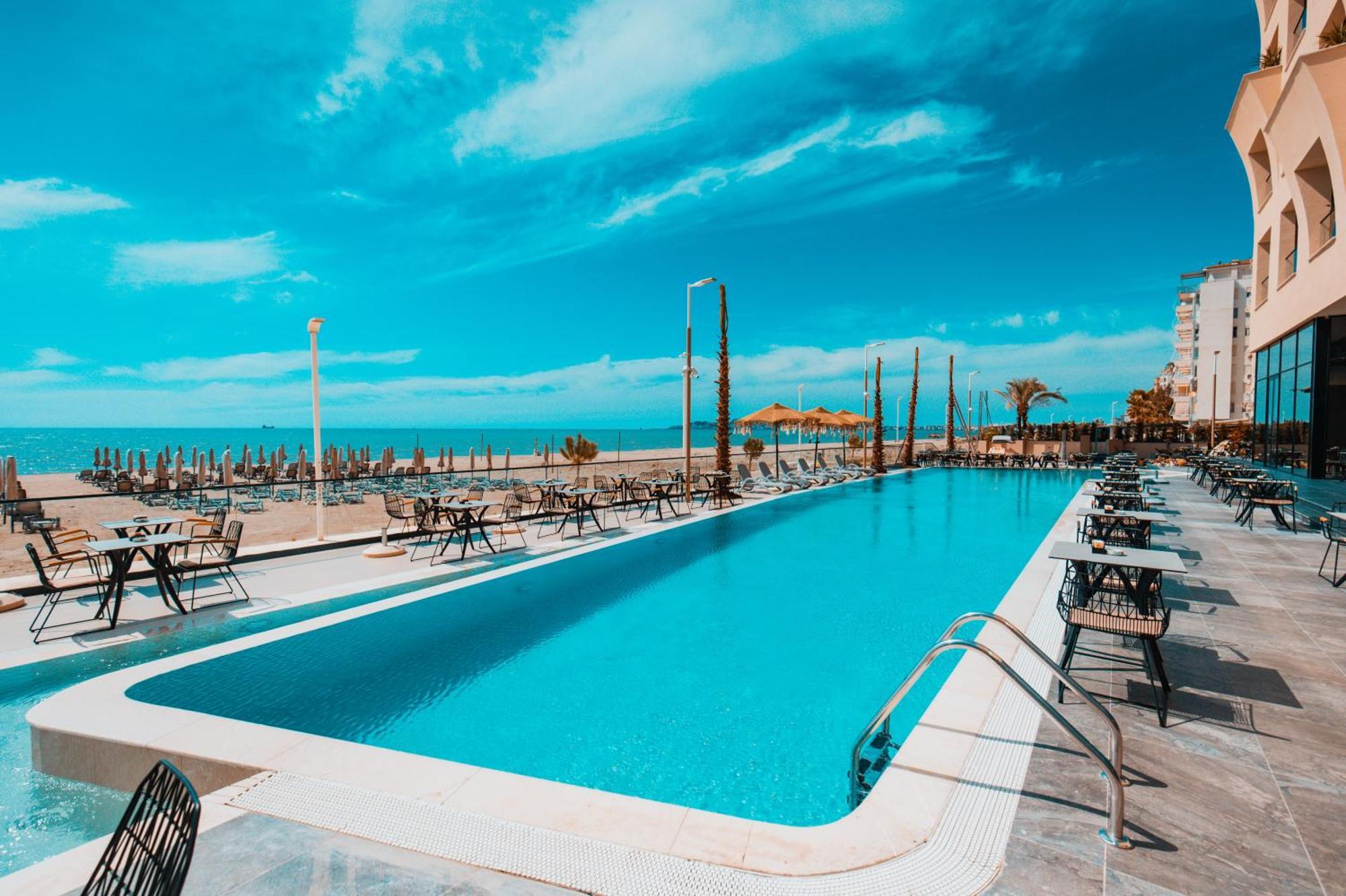 Royal G Deluxe Hotel Shkallnur Ngoại thất bức ảnh