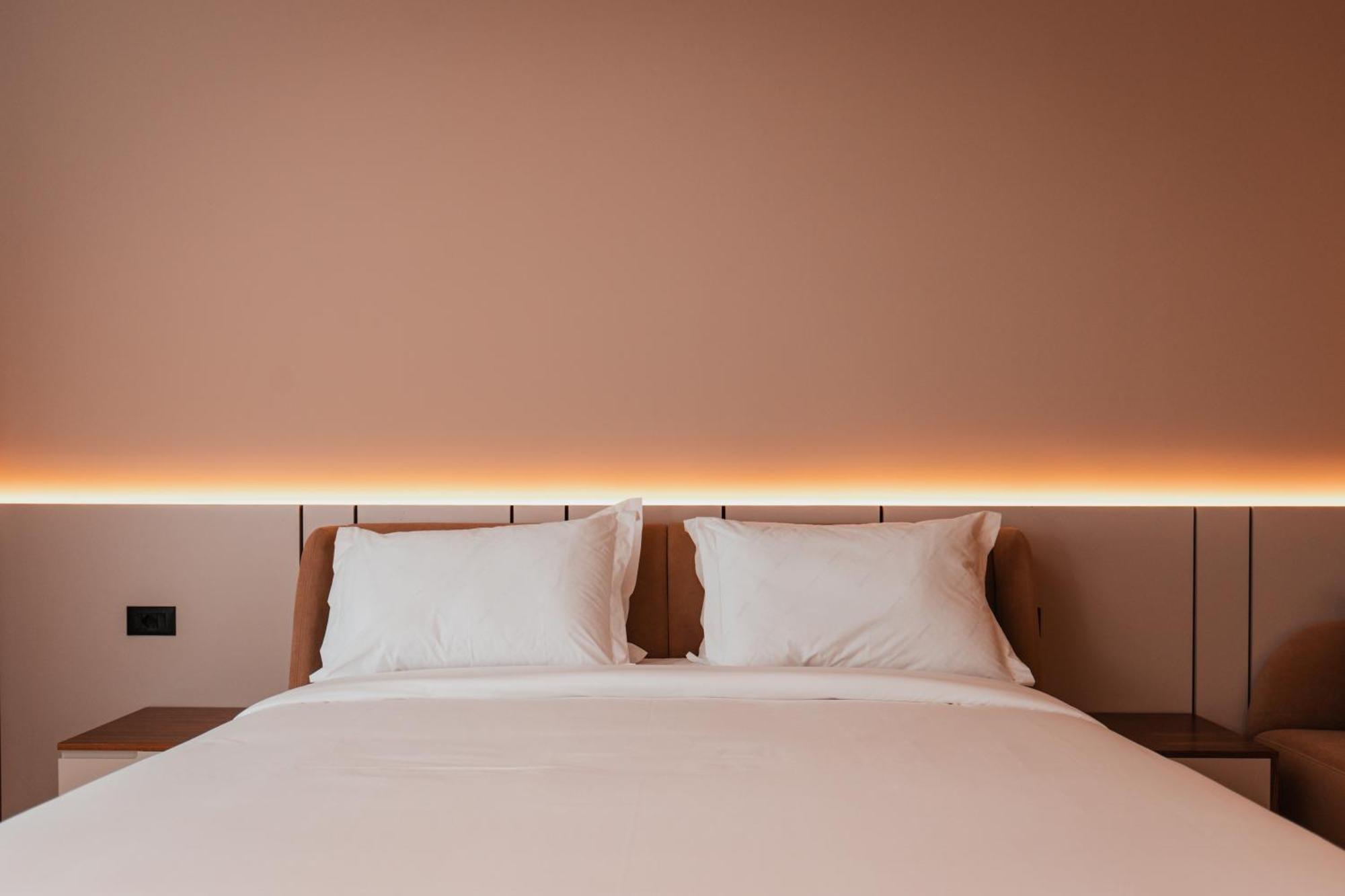 Royal G Deluxe Hotel Shkallnur Ngoại thất bức ảnh