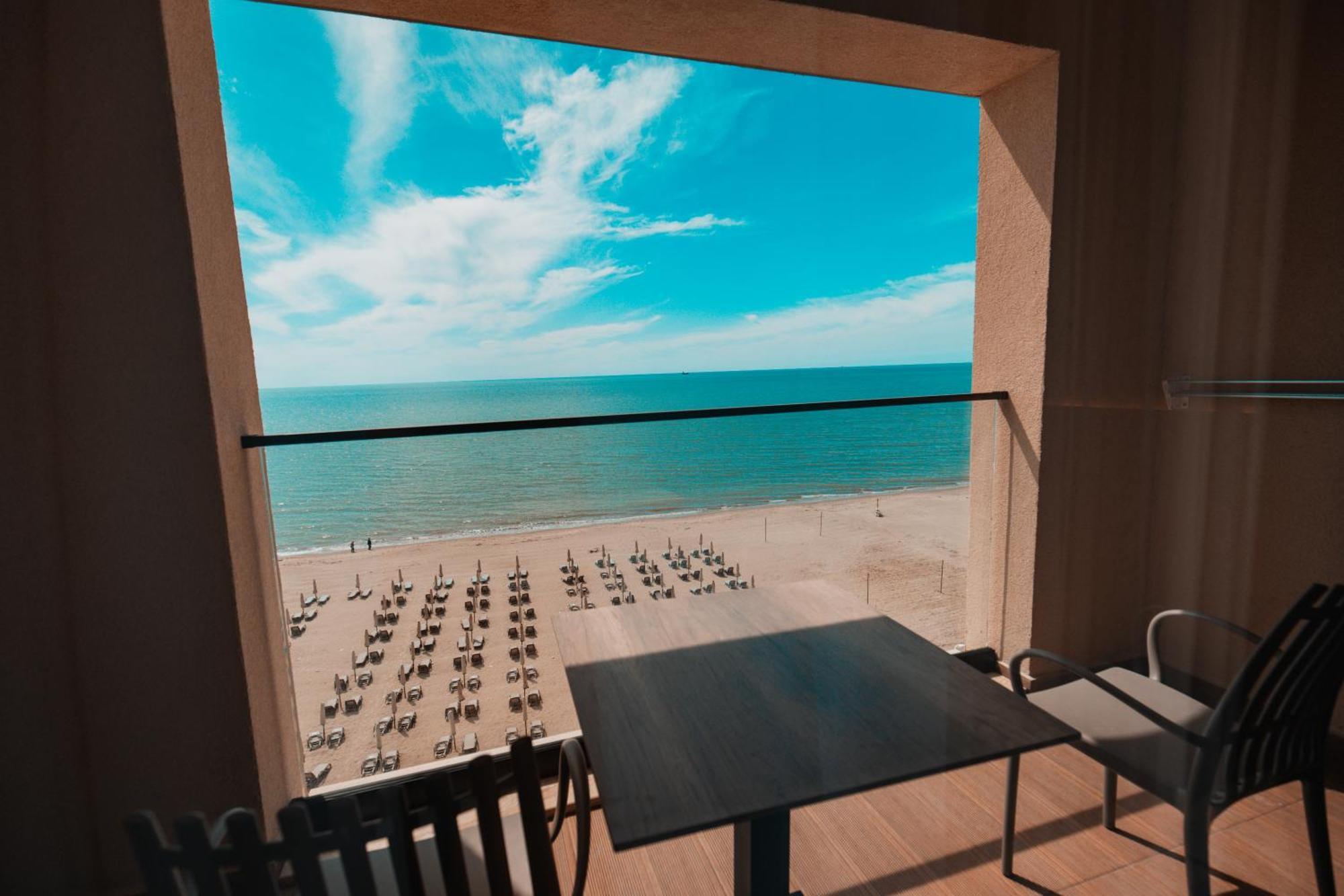 Royal G Deluxe Hotel Shkallnur Ngoại thất bức ảnh