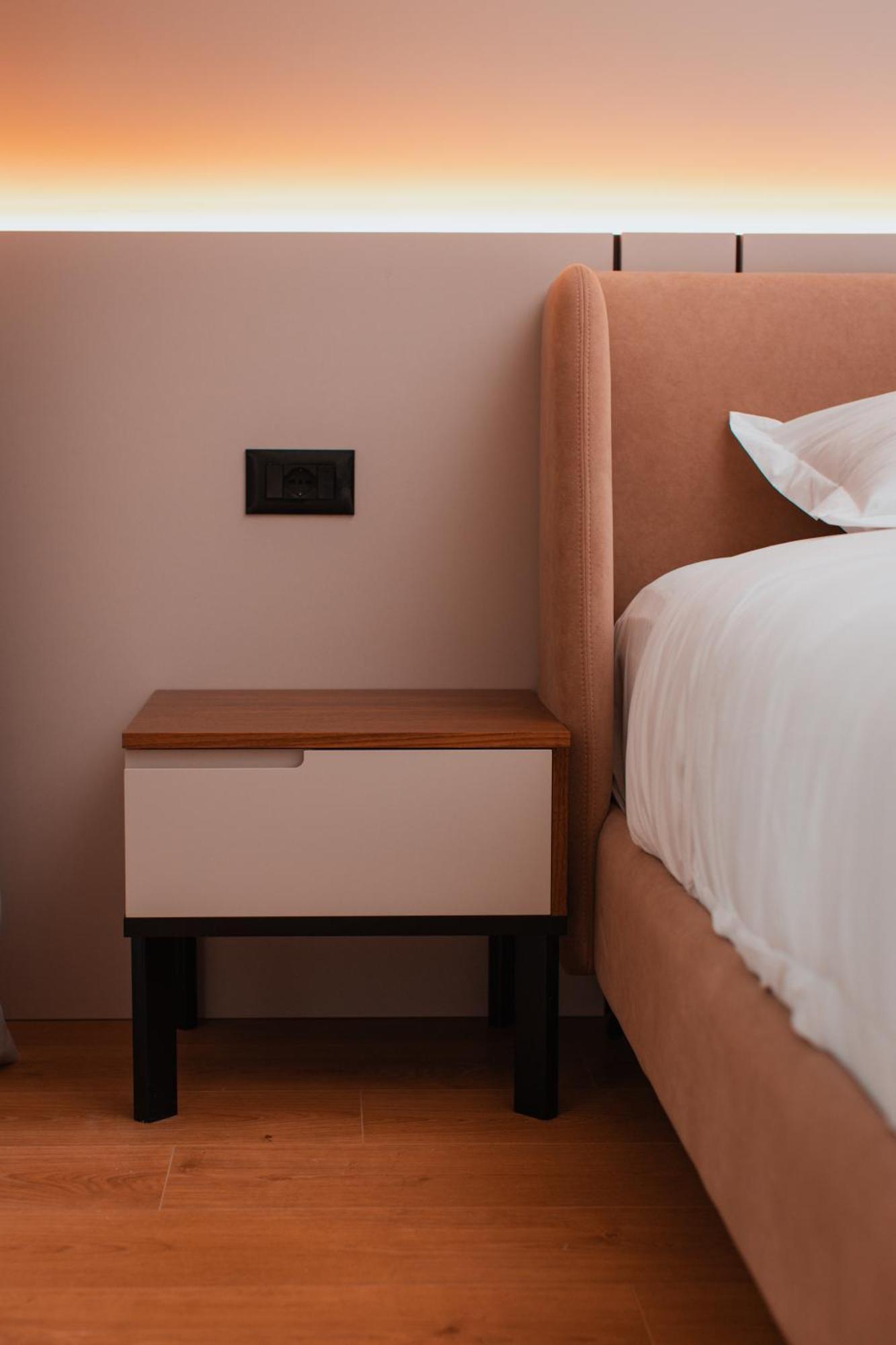 Royal G Deluxe Hotel Shkallnur Ngoại thất bức ảnh